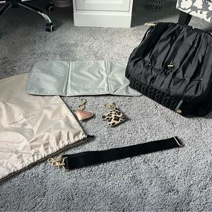 Great Condition Happ Brand Levy Diaper Backpack Black